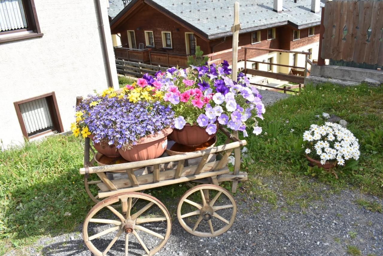 Appartamento Trela 3 Livigno Buitenkant foto